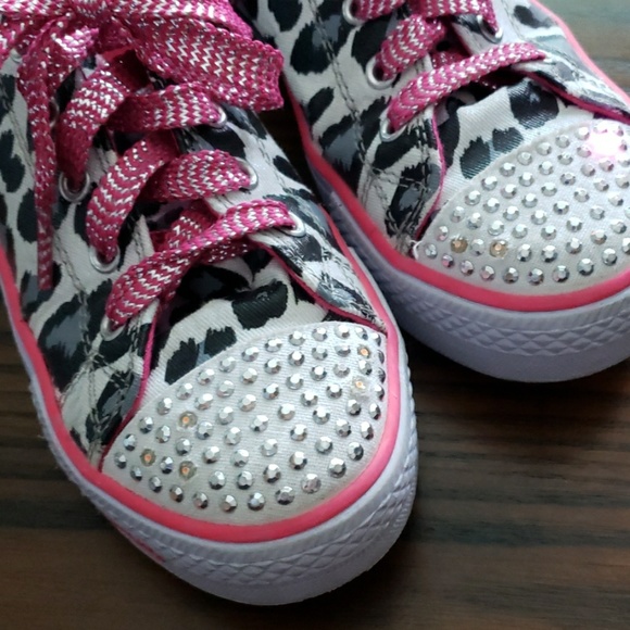 skechers twinkle toes leopard print